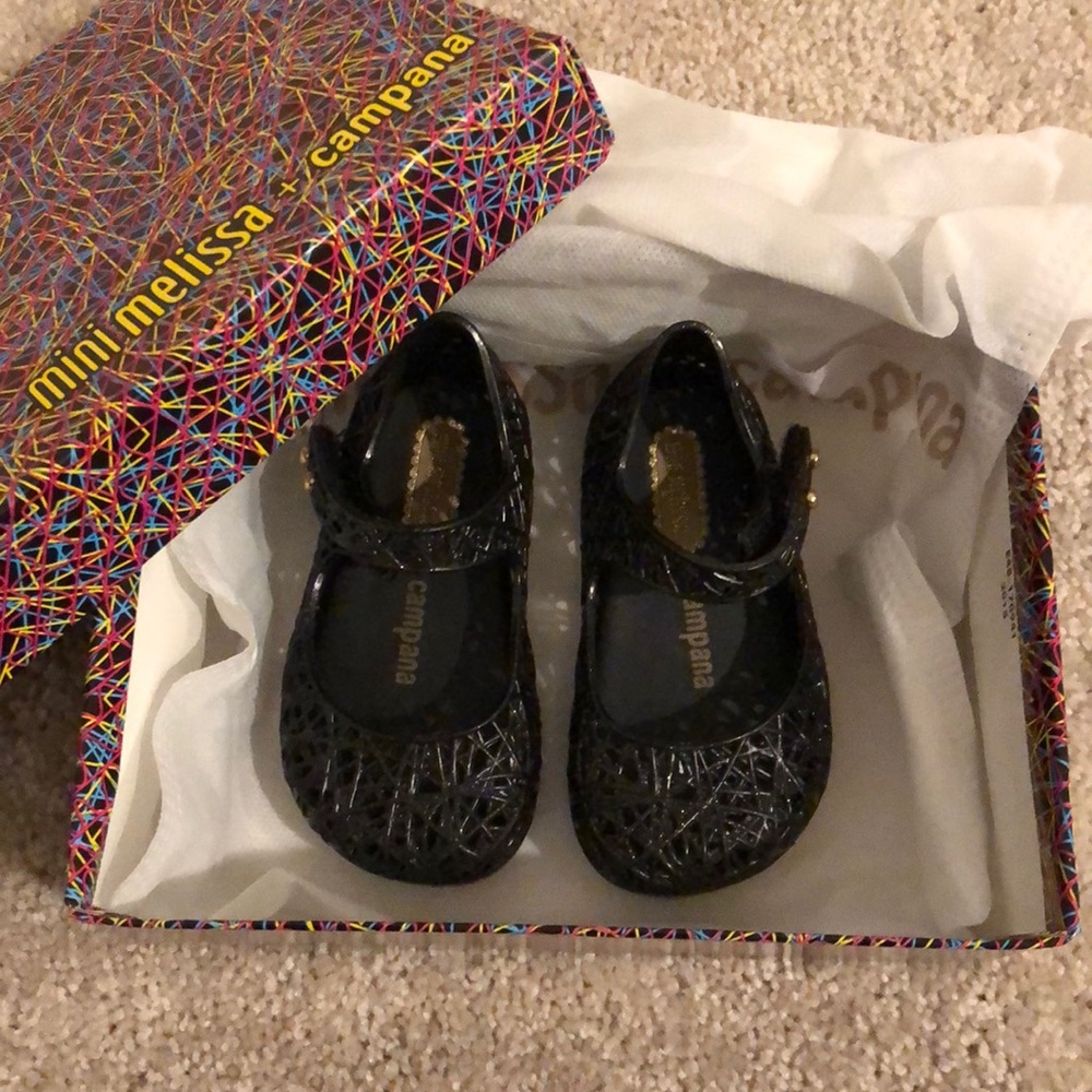 Mini Melissa black glitter zig zag sandal US 5